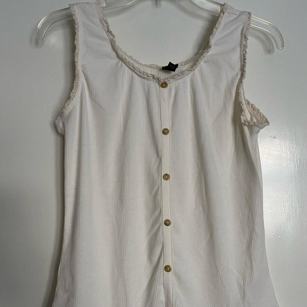 cream tank top